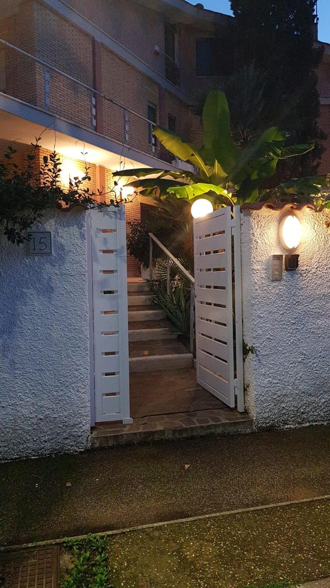 Hotel Roma - Casalpalocco - Amipsia Casal Palocco Esterno foto